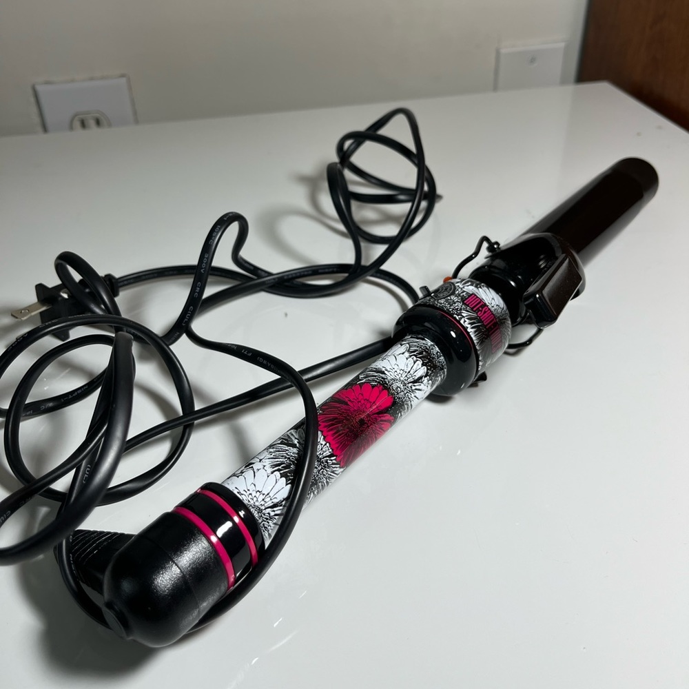 HOT TOOLS Hair Curler